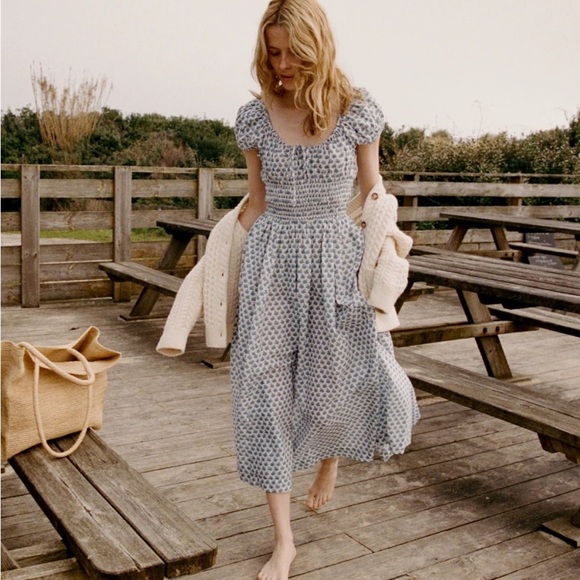 Doen Quinn Cotton Smocked Short Sleeve Midi Maxi Dress Dahlia Ditsy Blue White - Picture 2 of 16